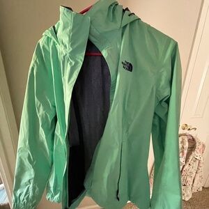 North Face Windbreaker Women’s Size L